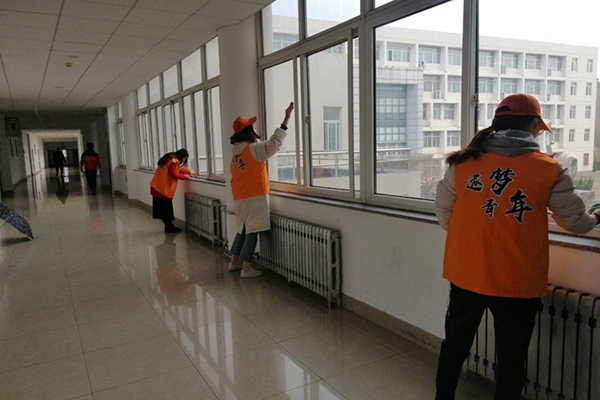 http://chuxin.ysu.edu.cn/__local/9/62/76/804A54FFACEB0F452CF97FA4D8D_8108FD71_2AAA1.jpg